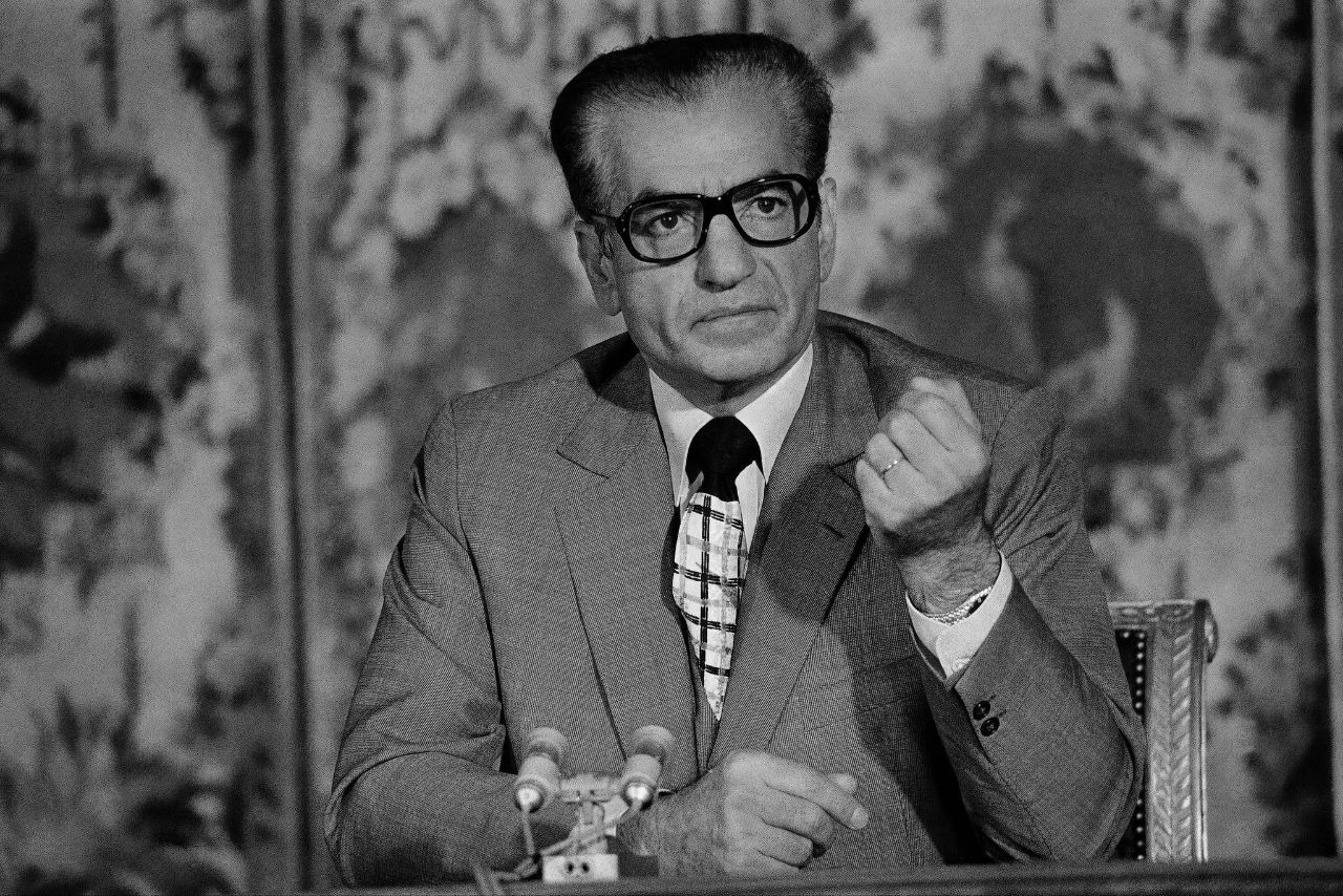 Historical photograph 15